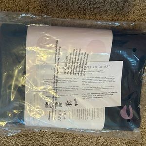 Travel yoga mat- navy